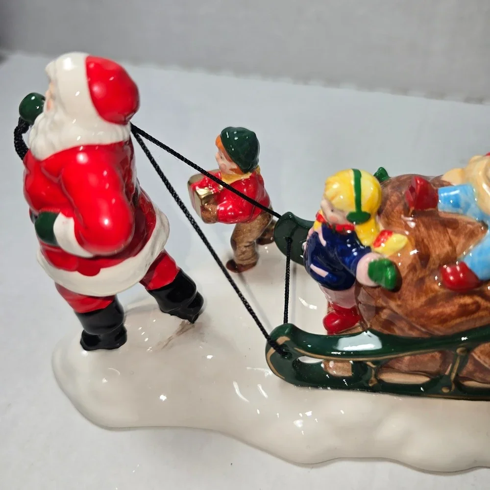 Department‎ 56 Original Snow Village SANTA COMES TO TOWN 1996 #54862 retired